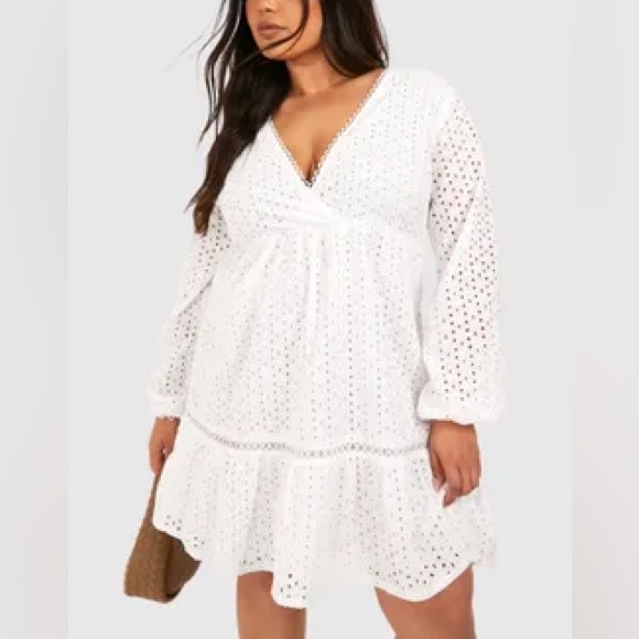 Boohoo Dresses & Skirts - Boohoo White Eyelet Dress, Size 16 - NWT